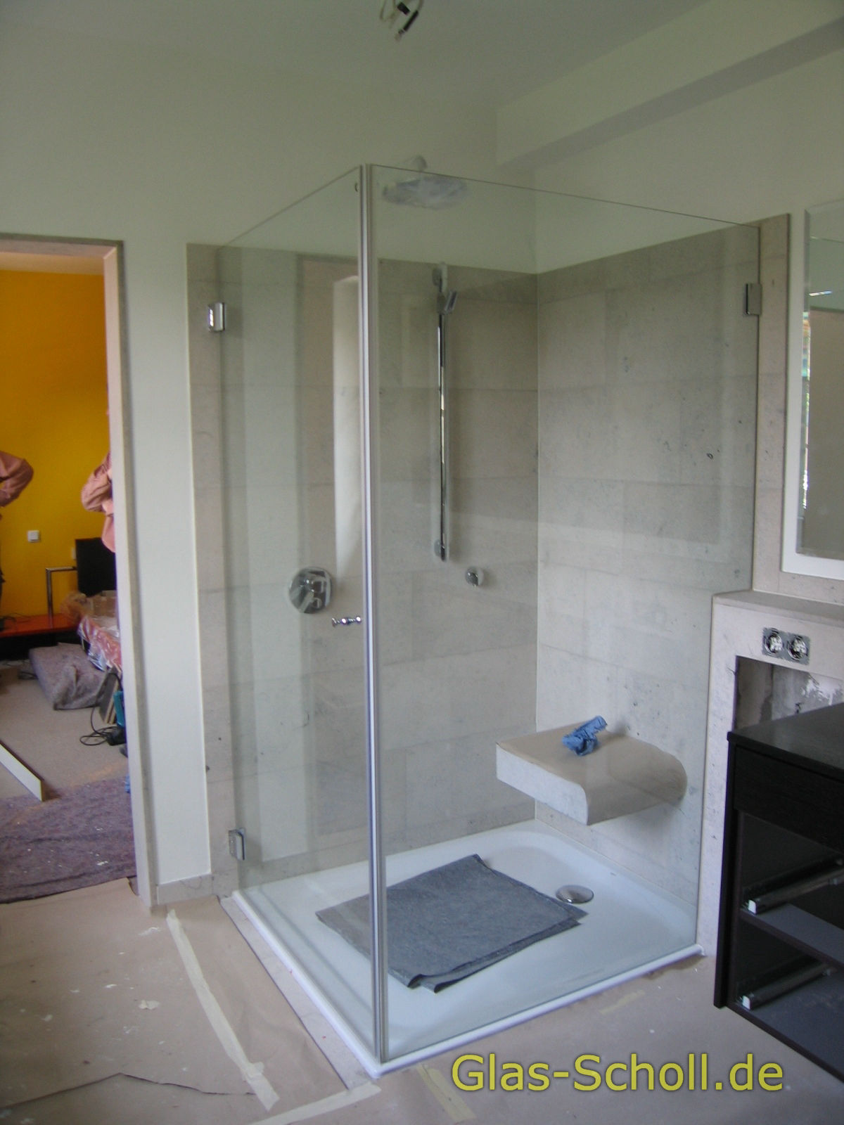 90º CULT-Dusche Seitenteil mit Ausschnitt (eingebunden 14.10.2006)