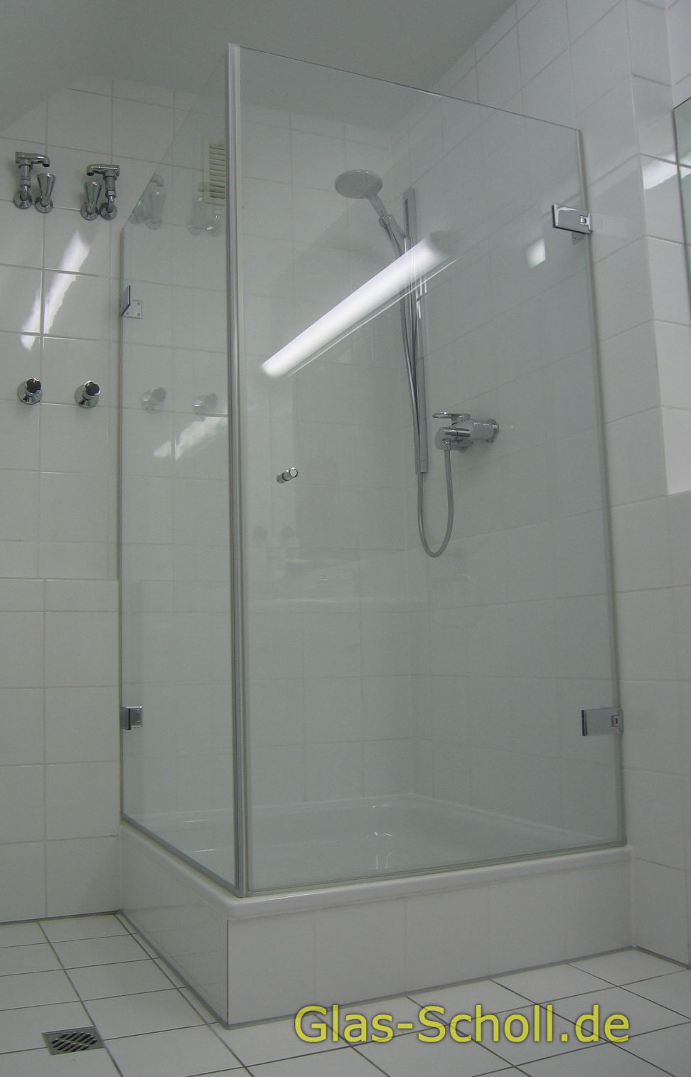 90° mit Doppeltüre (eingebunden 15.5.05)