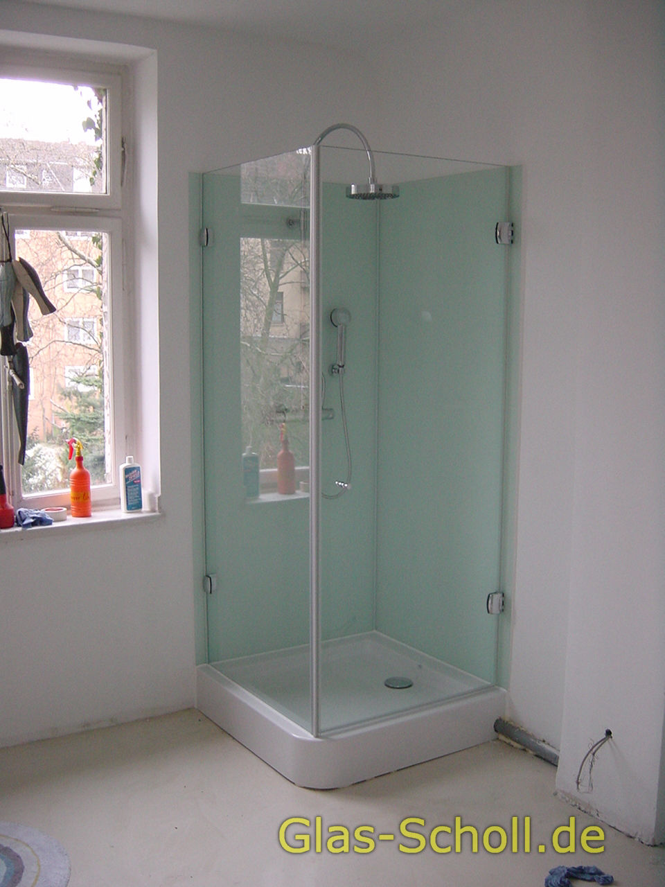 Glasdusche aus 1 Flügel + 1 Seitenteil Referenz 7